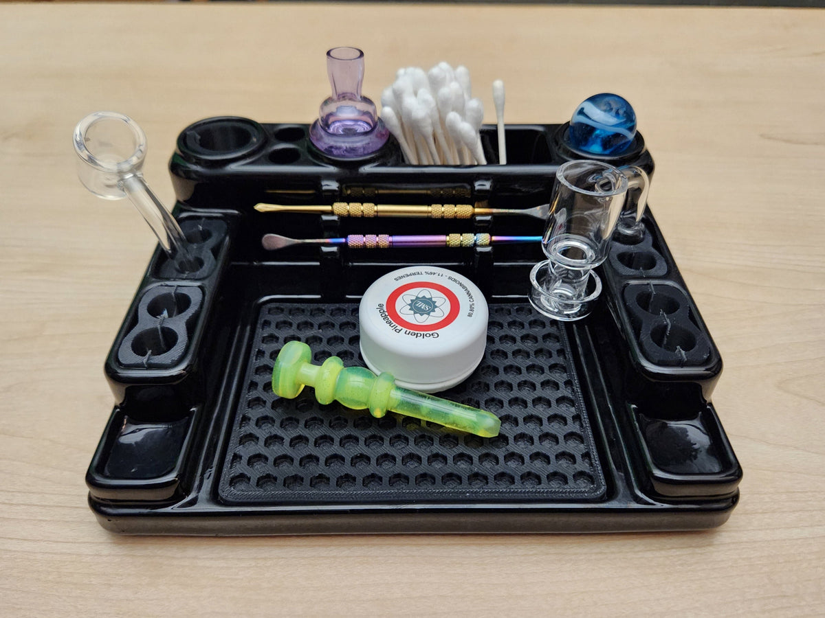 Dabber Rigs Dab Rig Trays: Why Every Dabber Needs One – dabdock
