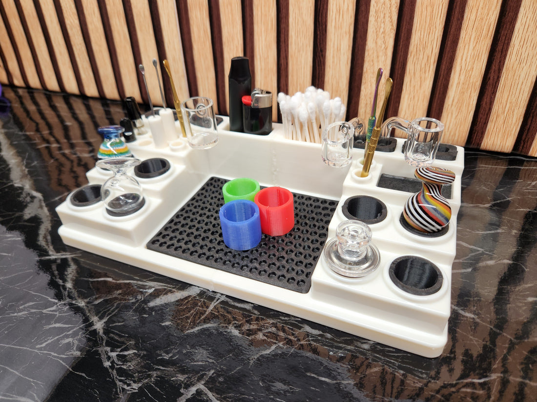 Great Gifts for Heady Boyz, Dabbers, & Concentrate Connoisseurs: Dabdock, Premium Dab Organizers