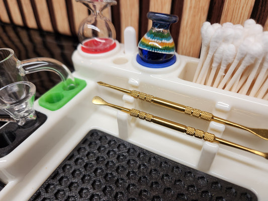 Dabdock's Guide to Dab Tool Organization and Why a Dedicated Dab Station Matters