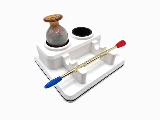 Double silicone carb cap holder with double dab tool rack