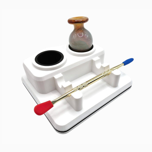 Compact organizer with silicone holders for 2 caps and 2 tools, by Dabdock