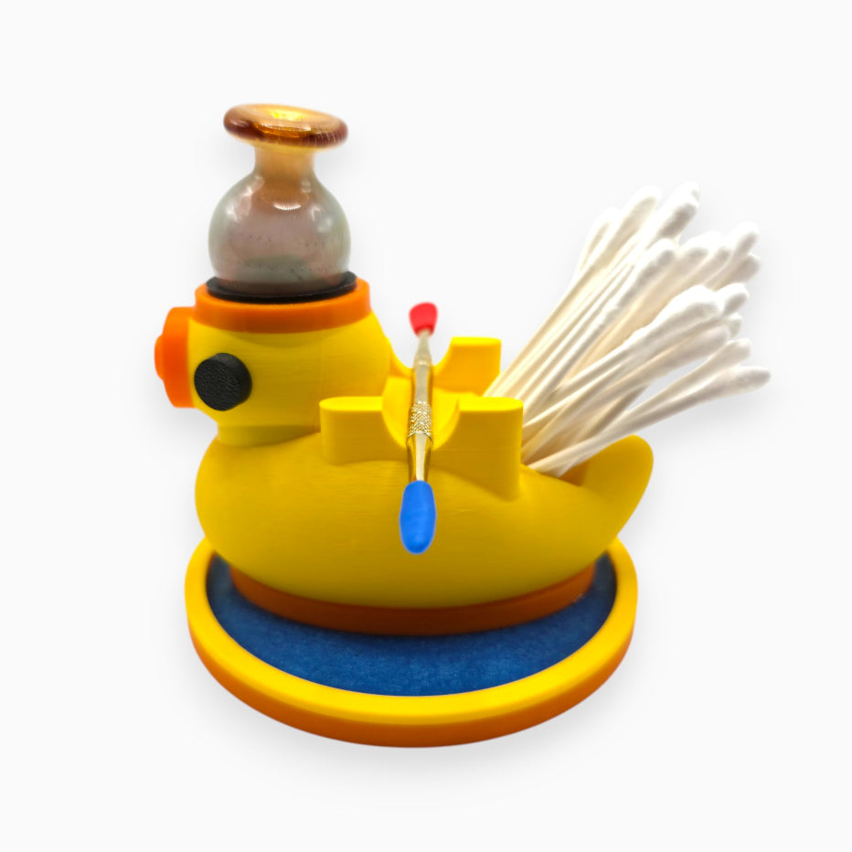 Dabduck, a duck-shaped 3D-printed desktop organizer with silicone-lined holders